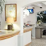 Otel La Goletta Lignano Sabbiadoro